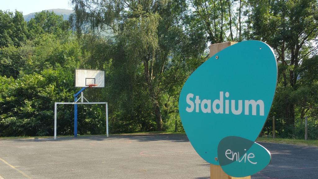 Vvf Pays Basque Saint-Etienne-De-Baigorry Hotell Exteriör bild