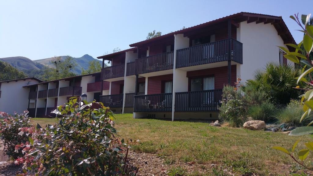 Vvf Pays Basque Saint-Etienne-De-Baigorry Hotell Exteriör bild