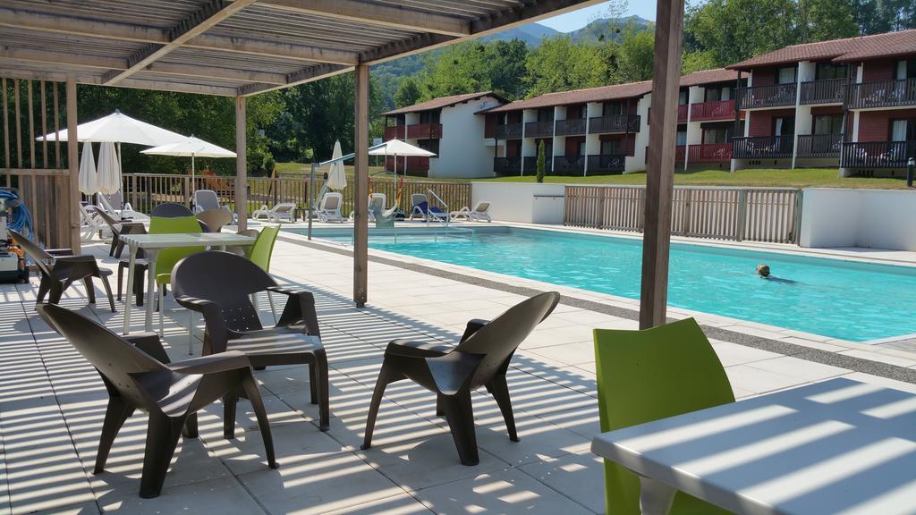 Vvf Pays Basque Saint-Etienne-De-Baigorry Hotell Exteriör bild