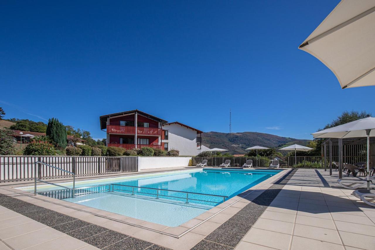 Vvf Pays Basque Saint-Etienne-De-Baigorry Hotell Exteriör bild
